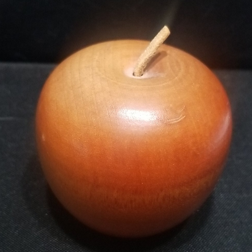 Wooden apple paperweight🍎